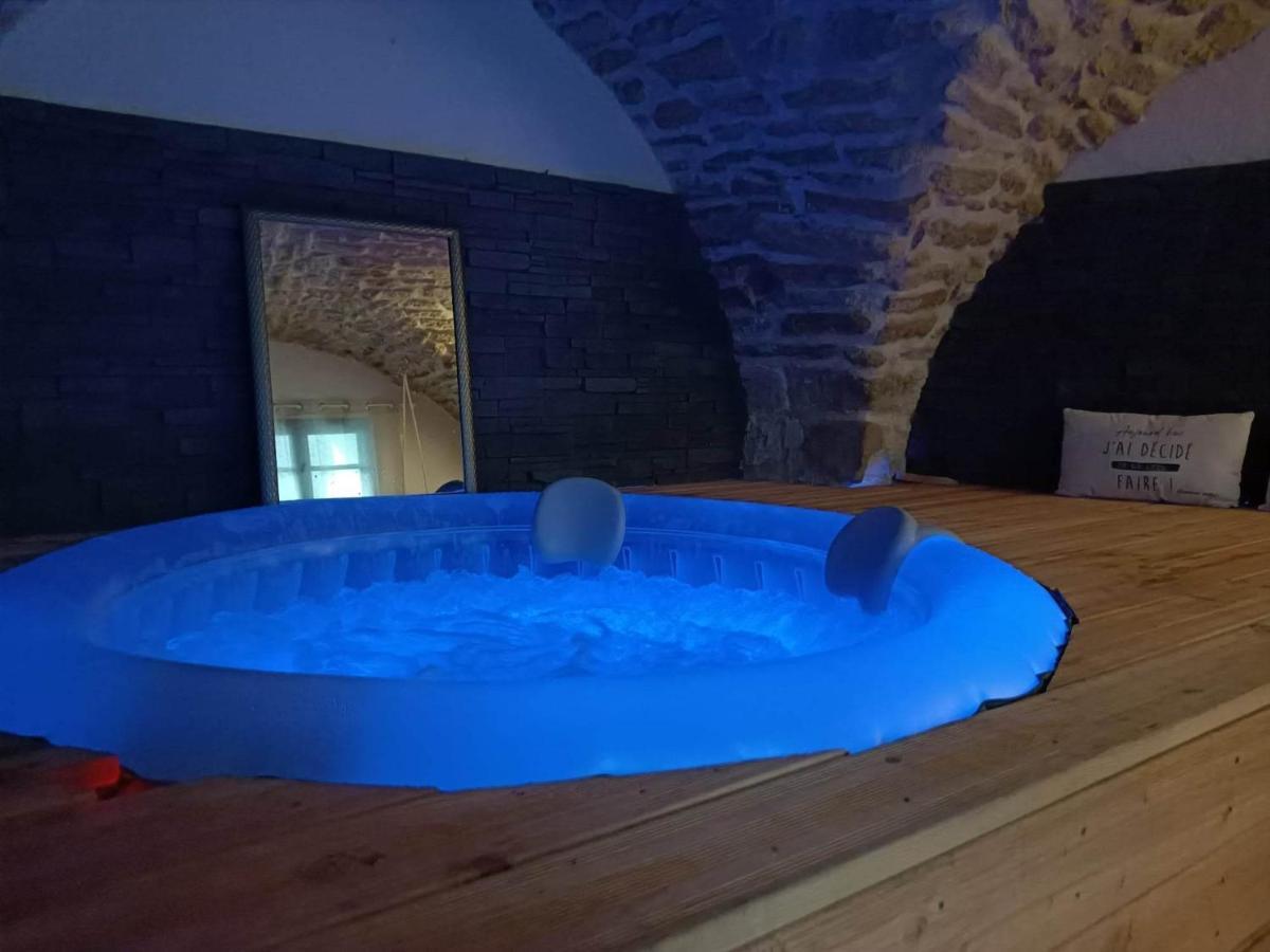 Bed and Breakfast La Cachette Aigues-Vives  Esterno foto