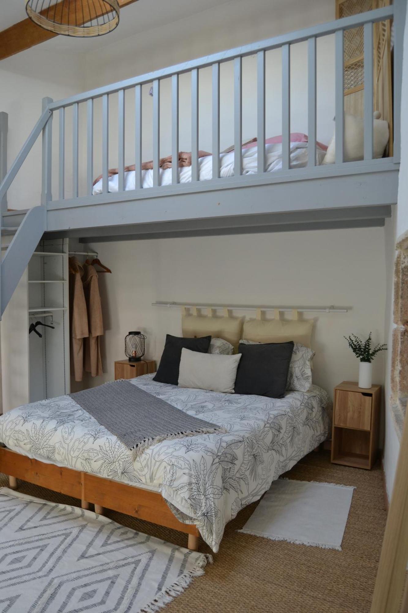 Bed and Breakfast La Cachette Aigues-Vives  Esterno foto